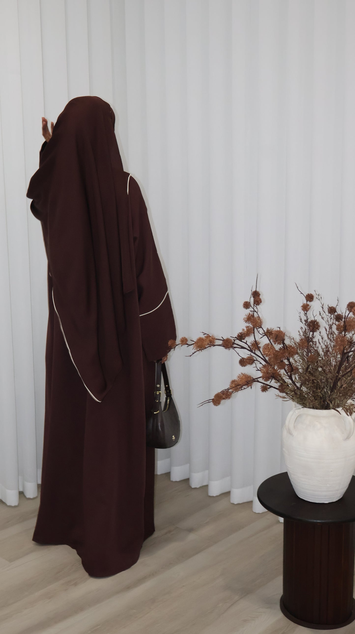 Modern Muse Abaya | Al-Qahwa