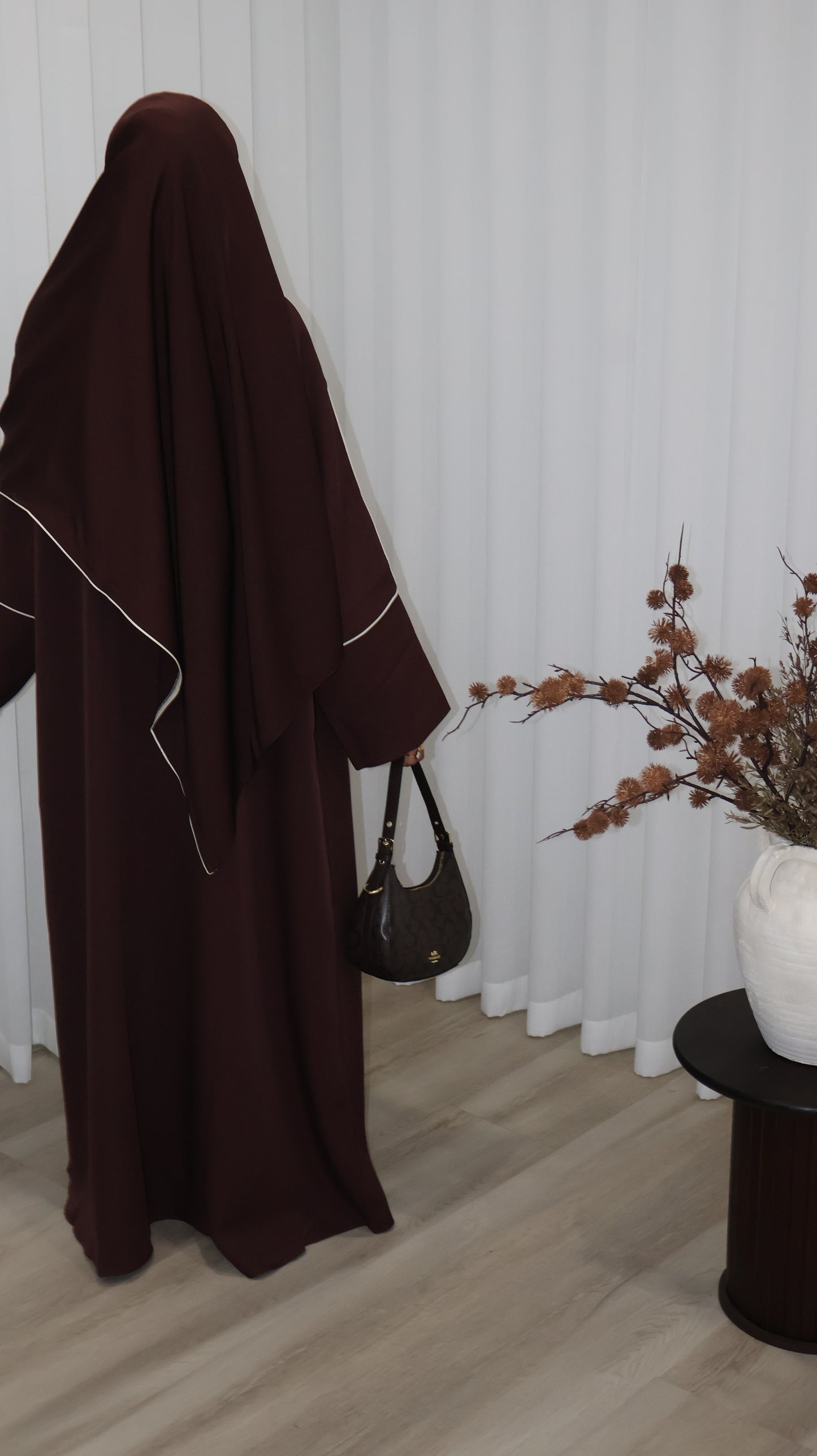 Modern Muse Abaya | Al-Qahwa