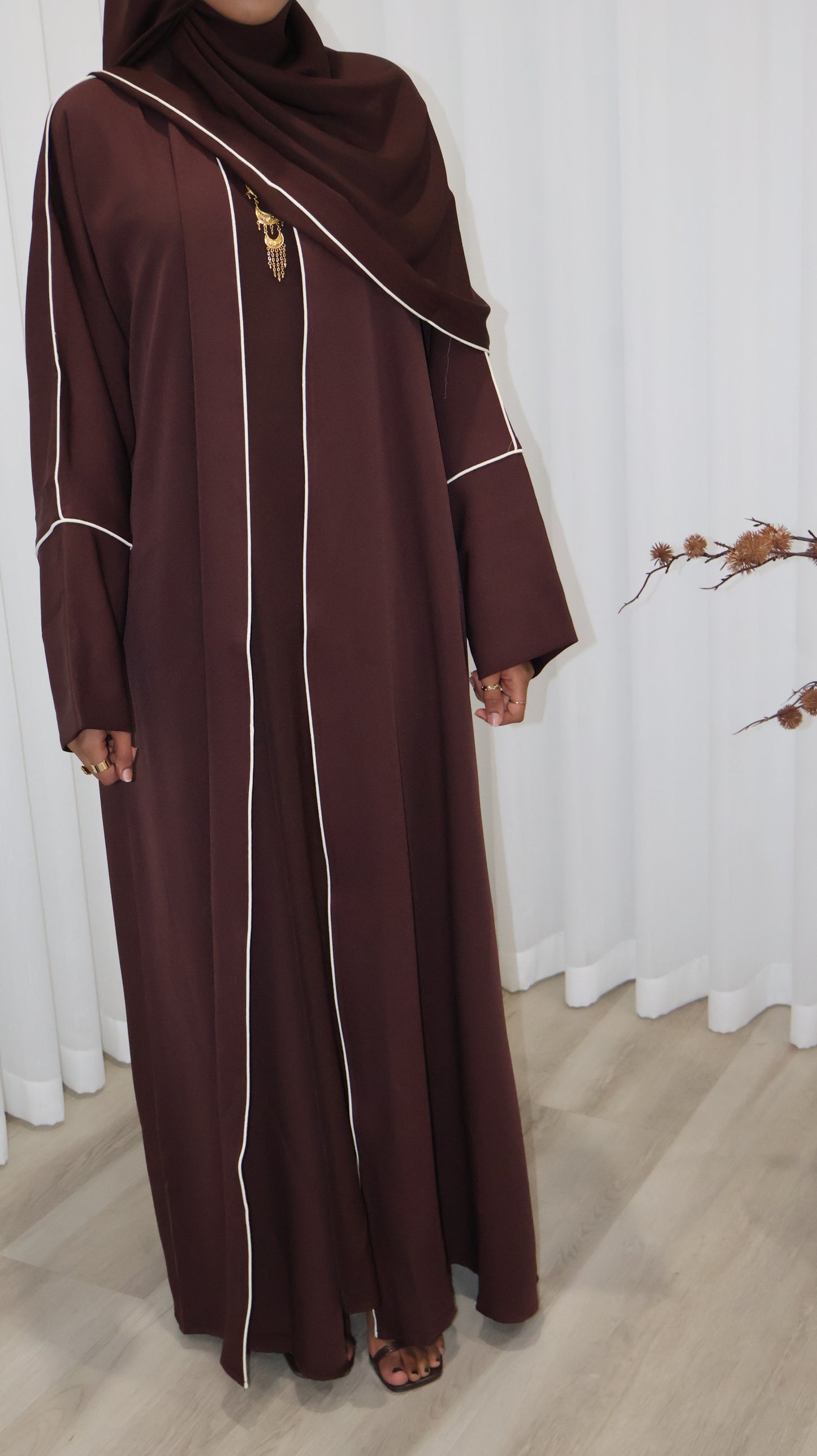 Modern Muse Abaya | Al-Qahwa